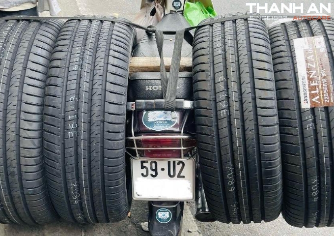 Giao 4 lốp xe ô tô đi tỉnh kiên giang